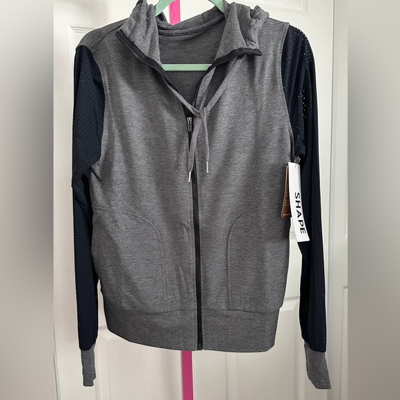 Shape Lightweight Athleticwear Hoodie - Picture 3 of 6